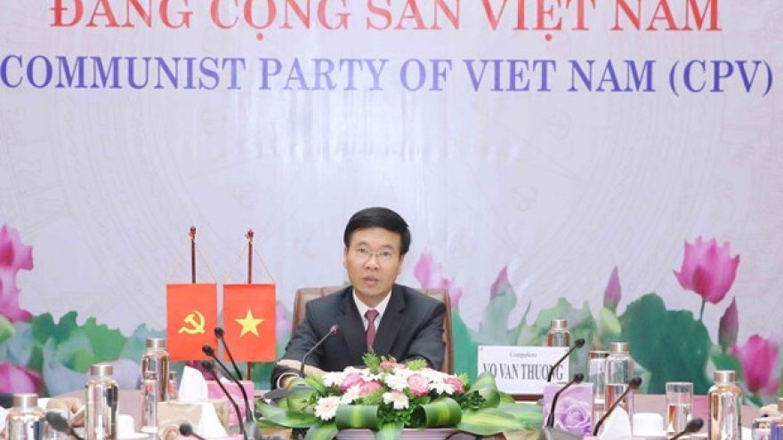 Vietnamese, Cuban Parties enhance friendship